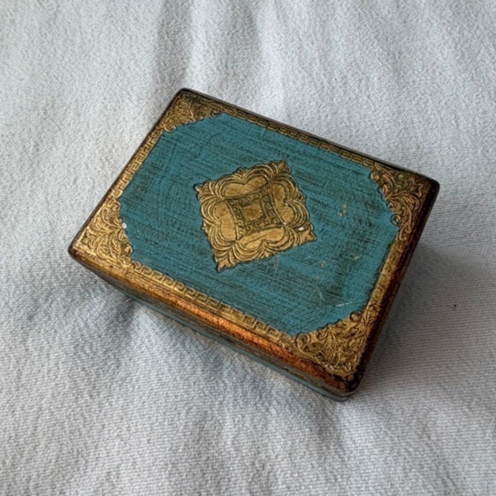 Vintage Reuge Swiss Music Box Mozart Eine Kleine Nachtmusik Florentine Gold Gilt